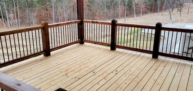 187 Silver Sunset Lane, Kimberling City, MO 65686