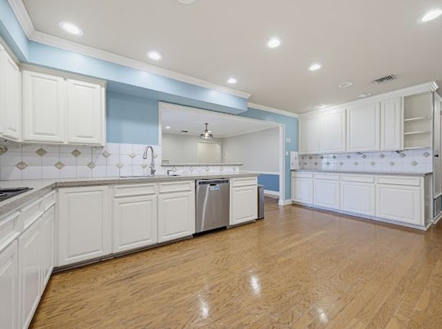 5310 Saint Andrews Dr, Corpus Christi, TX 78413