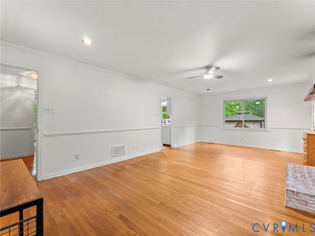 720 Dove Path Ln, Chester, VA 23834