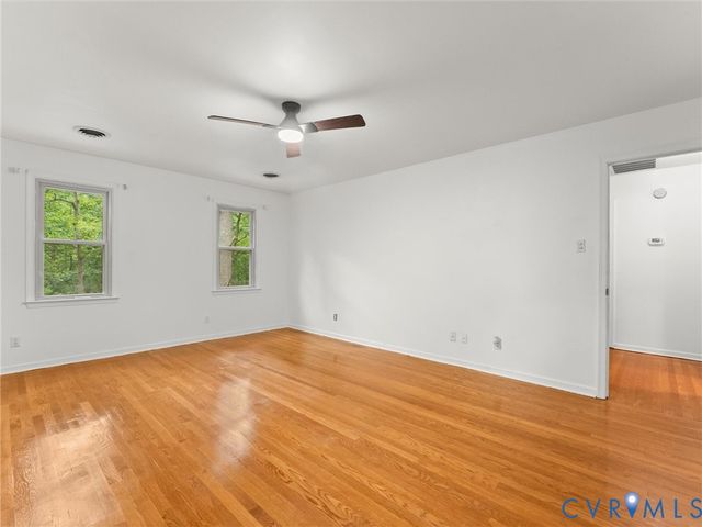 720 Dove Path Ln, Chester, VA 23834