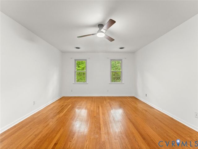 720 Dove Path Ln, Chester, VA 23834