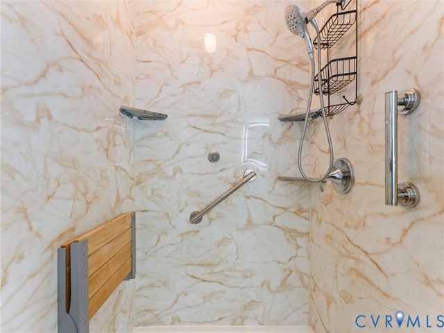 720 Dove Path Ln, Chester, VA 23834