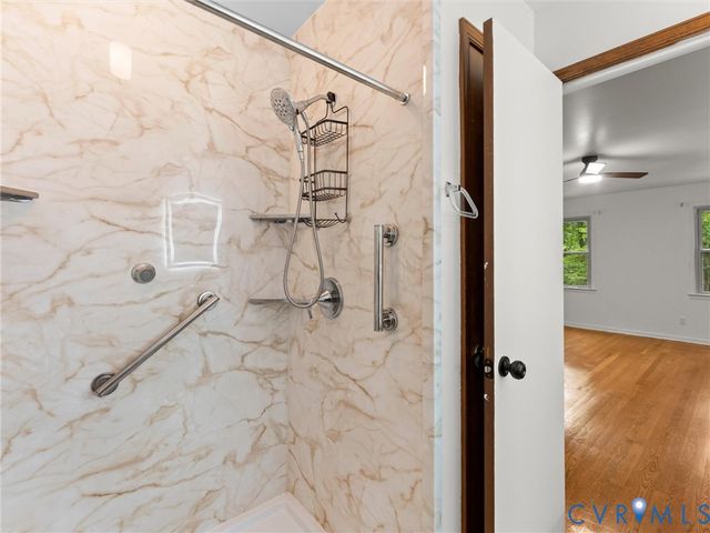 720 Dove Path Ln, Chester, VA 23834