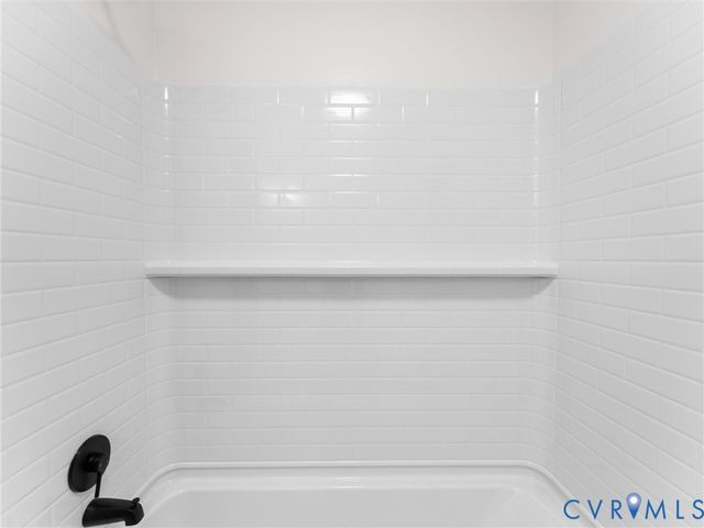 720 Dove Path Ln, Chester, VA 23834