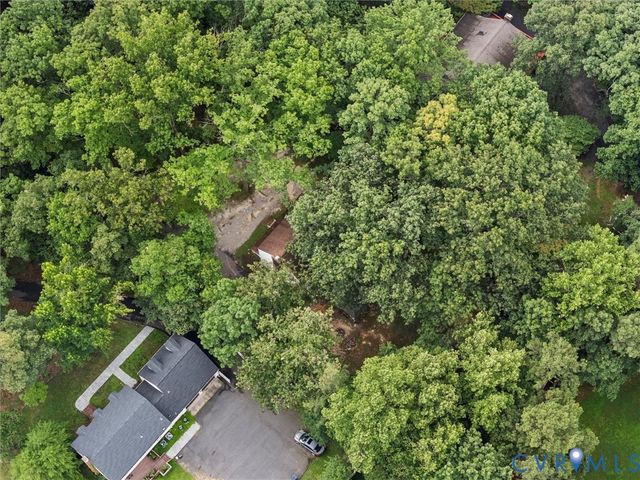 720 Dove Path Ln, Chester, VA 23834