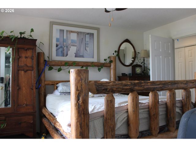 110 Sw 16TH Ct, Troutdale, OR 97060