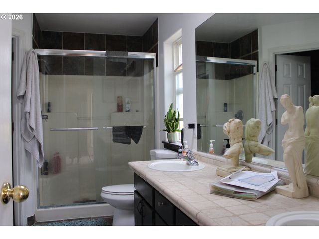 110 Sw 16TH Ct, Troutdale, OR 97060