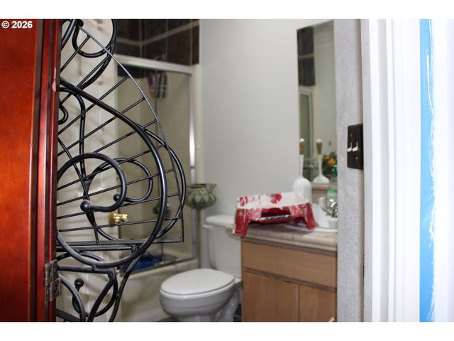 110 Sw 16TH Ct, Troutdale, OR 97060