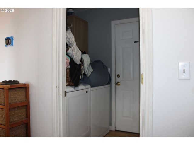 110 Sw 16TH Ct, Troutdale, OR 97060