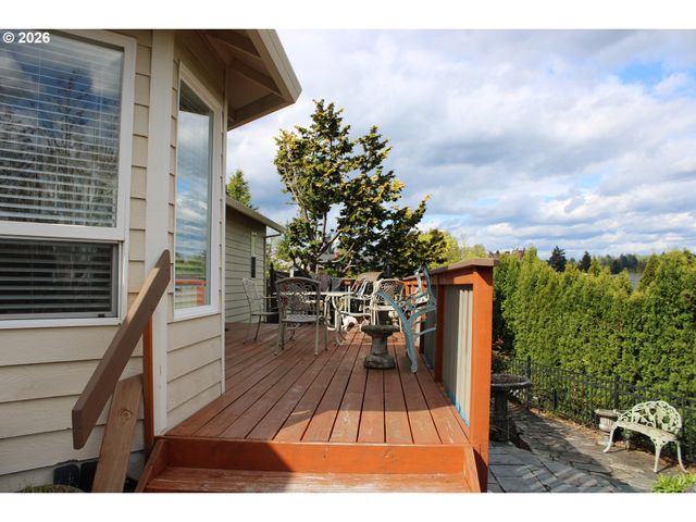 110 Sw 16TH Ct, Troutdale, OR 97060