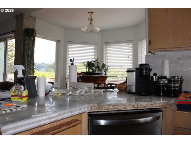 110 Sw 16TH Ct, Troutdale, OR 97060