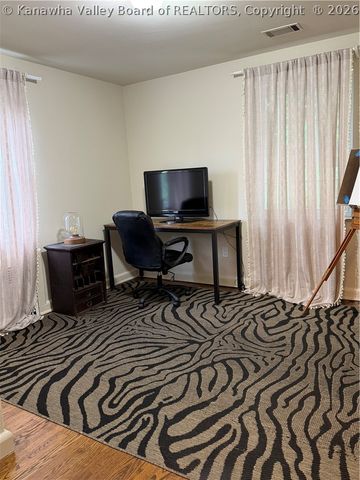 922 Woodland Avenue, South Charleston, WV 25303