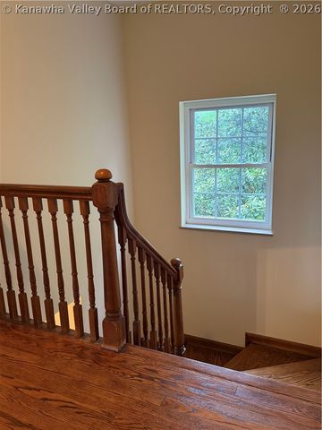 922 Woodland Avenue, South Charleston, WV 25303