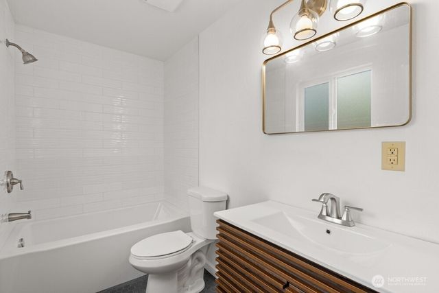 7506 66th Avenue W, Lakewood, WA 98499