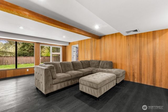 7506 66th Avenue W, Lakewood, WA 98499