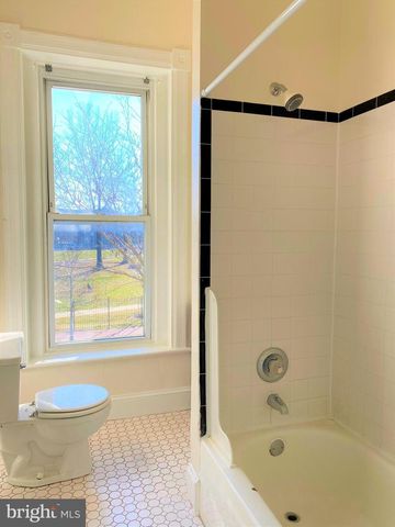 615 P ST NW, Washington, DC 20001