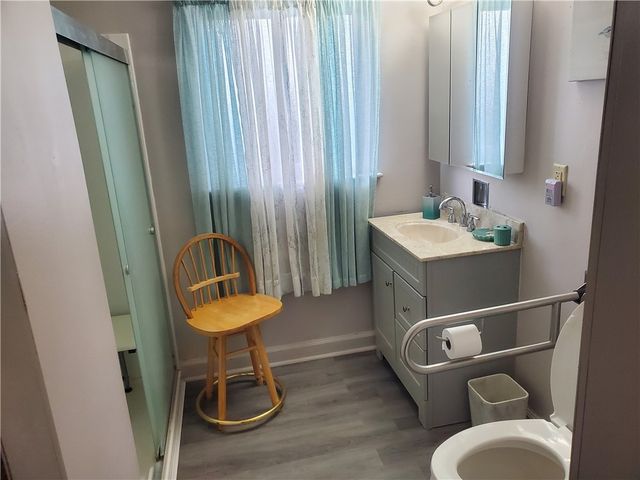 100 Monahan St, Hopewell Twp, PA 15001