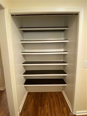 1811 Greenbriar Drive, Troy, OH 45373