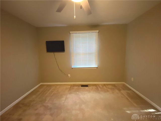 1811 Greenbriar Drive, Troy, OH 45373