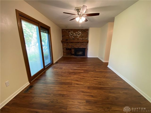 1811 Greenbriar Drive, Troy, OH 45373