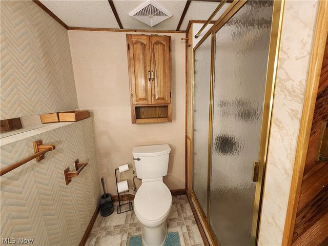 4566 Chatwood Drive, Stow, OH 44224