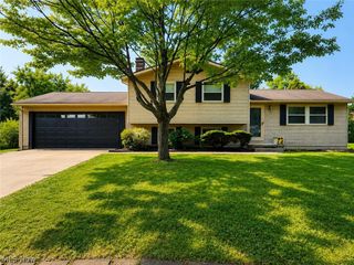 4566 Chatwood Drive, Stow, OH 44224