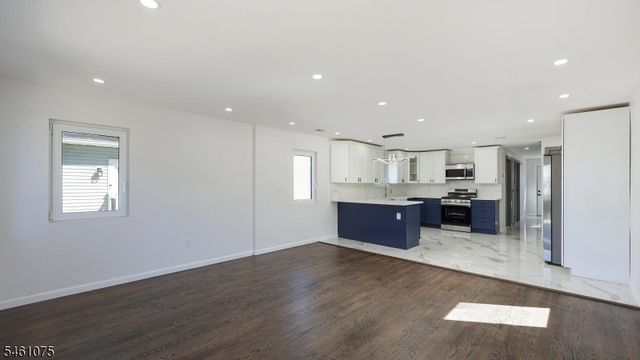 13 Columbus Ave, Edison Twp., NJ 08817