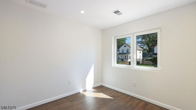 13 Columbus Ave, Edison Twp., NJ 08817