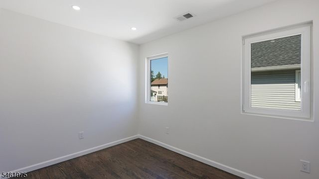 13 Columbus Ave, Edison Twp., NJ 08817
