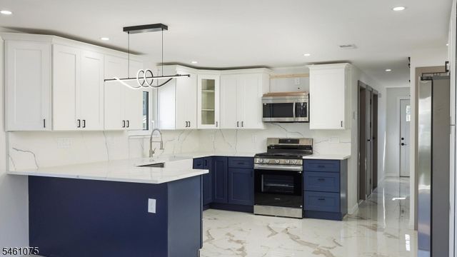 13 Columbus Ave, Edison Twp., NJ 08817