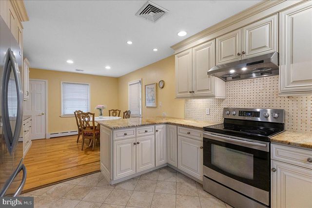 76 MOUNTAIN AVE, Princeton, NJ 08540