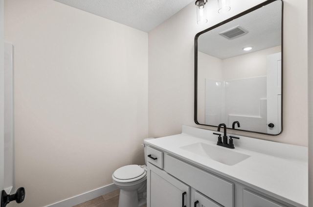 2140 Arkwright Street, Maplewood, MN 55117