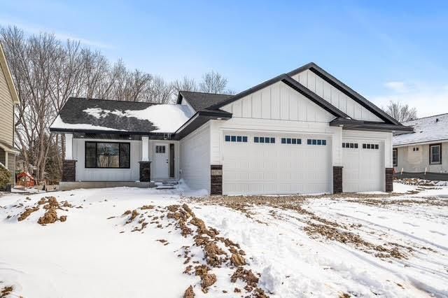 2140 Arkwright Street, Maplewood, MN 55117