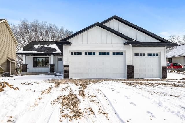 2140 Arkwright Street, Maplewood, MN 55117