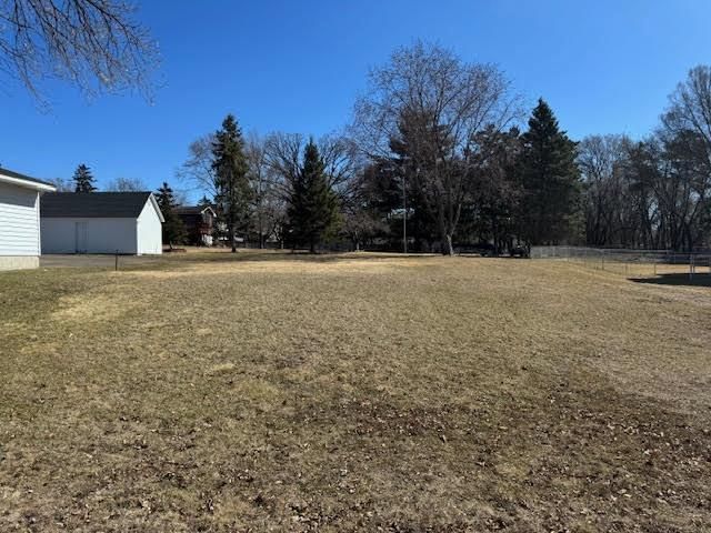 2140 Arkwright Street, Maplewood, MN 55117