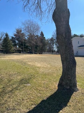 2140 Arkwright Street, Maplewood, MN 55117