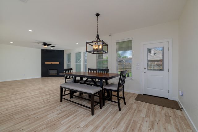 66 Lucas Lane, Edgecliff Village, TX 76134