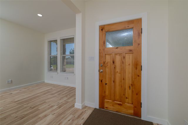 66 Lucas Lane, Edgecliff Village, TX 76134