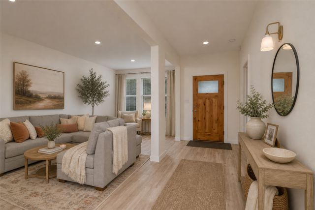 66 Lucas Lane, Edgecliff Village, TX 76134