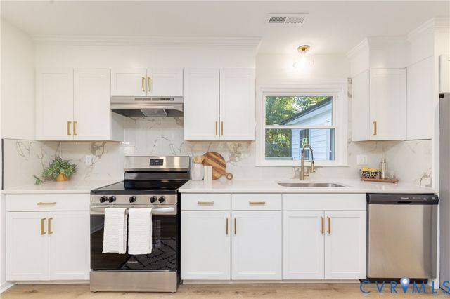 6015 Seaman Rd, Richmond, VA 23225