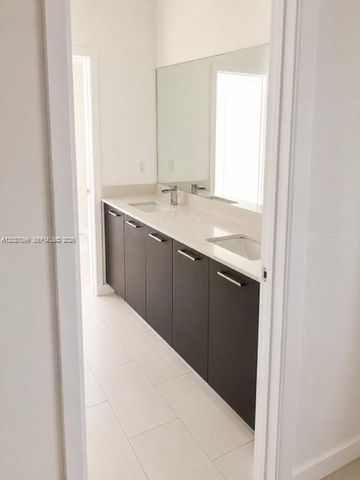 1370 NW 34th Way 1370, Lauderhill, FL 33311