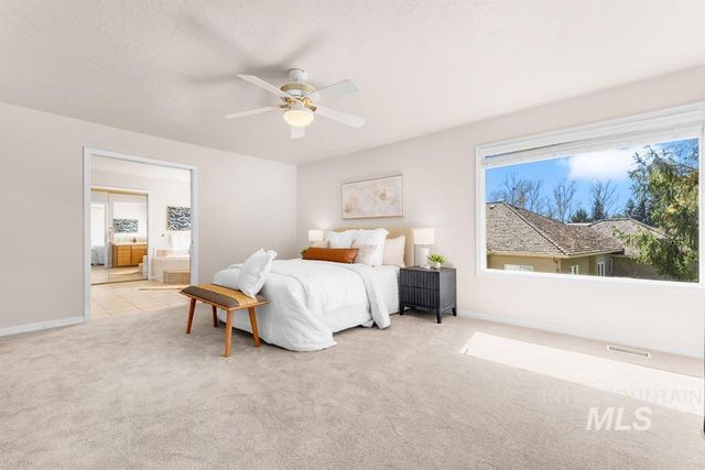 10251 W Cranberry Ct, Boise, ID 83704