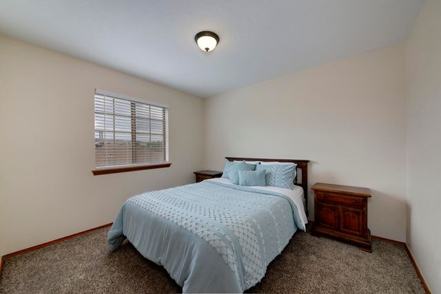 3512 Sierra Rica Drive NW, Albuquerque, NM 87120