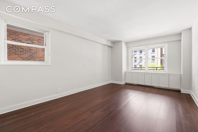 360 E 72nd St Apt A306, New York City, NY 10021