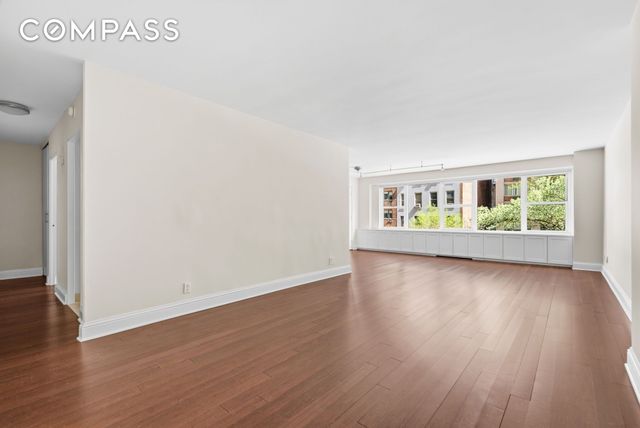 360 E 72nd St Apt A306, New York City, NY 10021