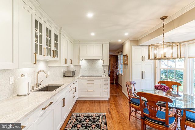 11905 VIEWCREST TER, Silver Spring, MD 20902