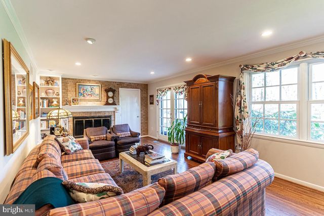 11905 VIEWCREST TER, Silver Spring, MD 20902