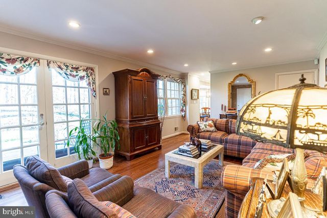 11905 VIEWCREST TER, Silver Spring, MD 20902