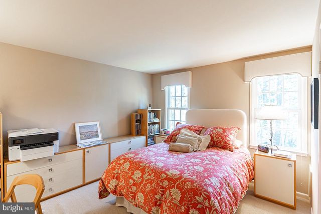 11905 VIEWCREST TER, Silver Spring, MD 20902