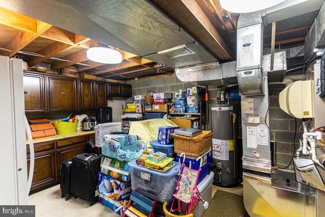 11905 VIEWCREST TER, Silver Spring, MD 20902
